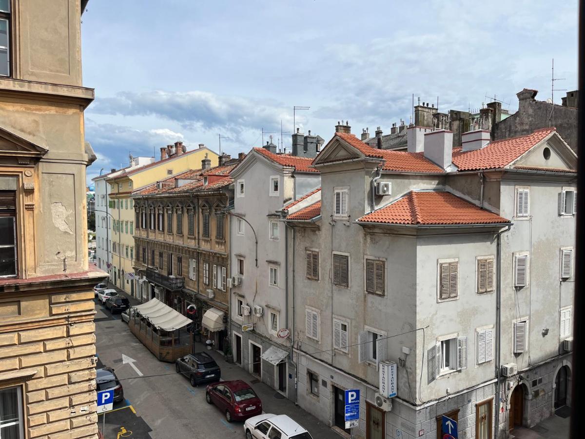 Apartman Lora Apartment Rijeka Ngoại thất bức ảnh